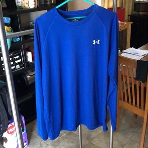Long sleeve under armour shirt